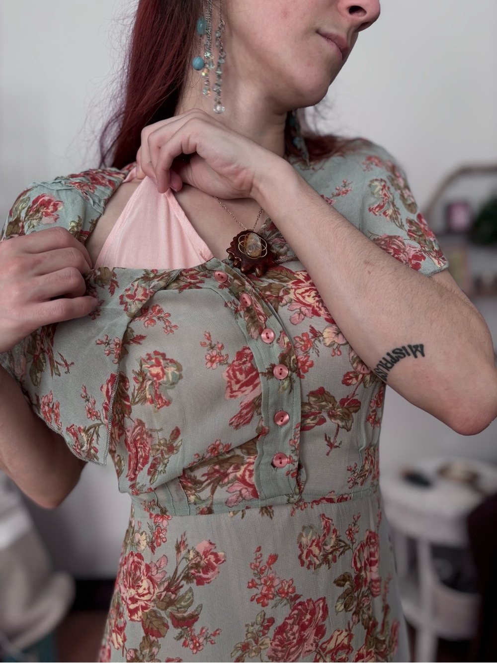 XS Pastel Pink Blue Floral Rose Print V-Neck Maxi Dress - Picture 2 of 13